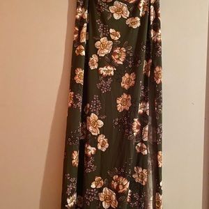 High waist skirt with 2 slits